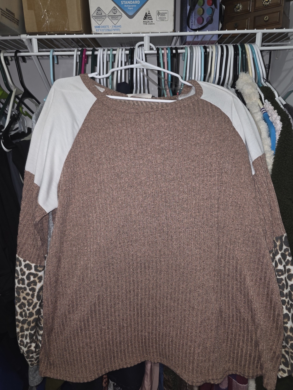 Ribbed Brown Colorblock Leopard-Sleeve Pullover Top